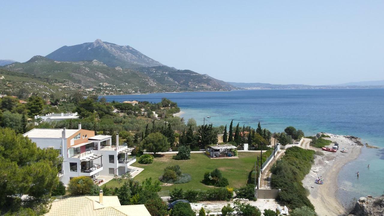 Beautiful House By The Sea,Loutraki Skaloma. Villa Kültér fotó