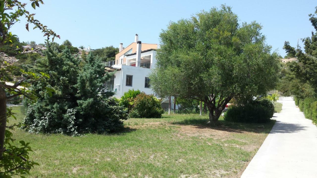 Beautiful House By The Sea,Loutraki Skaloma. Villa Kültér fotó